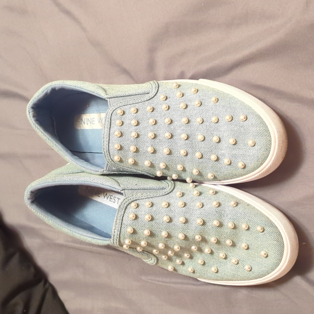 Nine West denim tennis shoes
